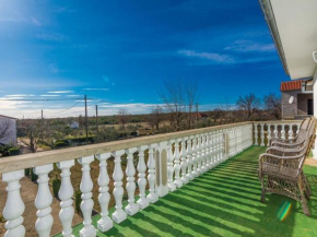 Tranquil Apartment in Podlug with Balcony and Garden, Podlug